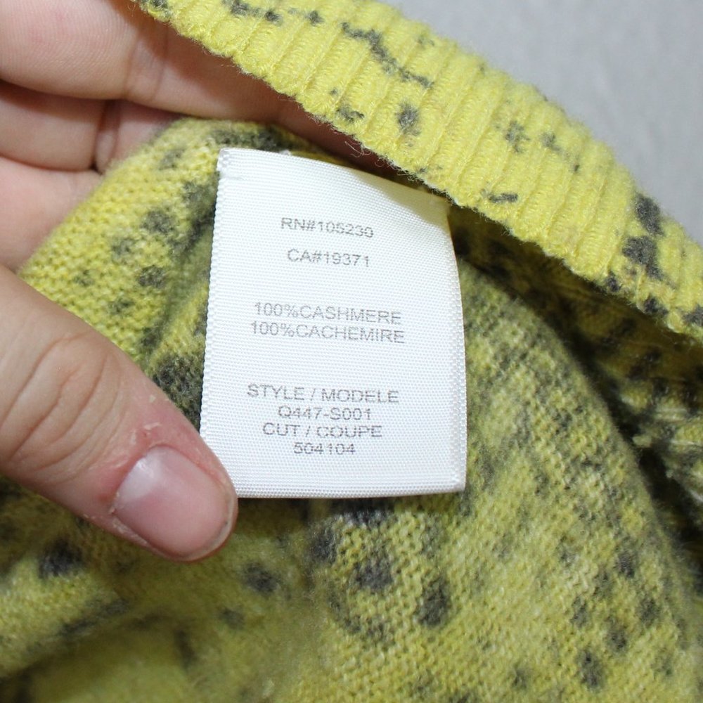 Equipment Neon Sloane Python Cashmere Sweater Sz M - image 5